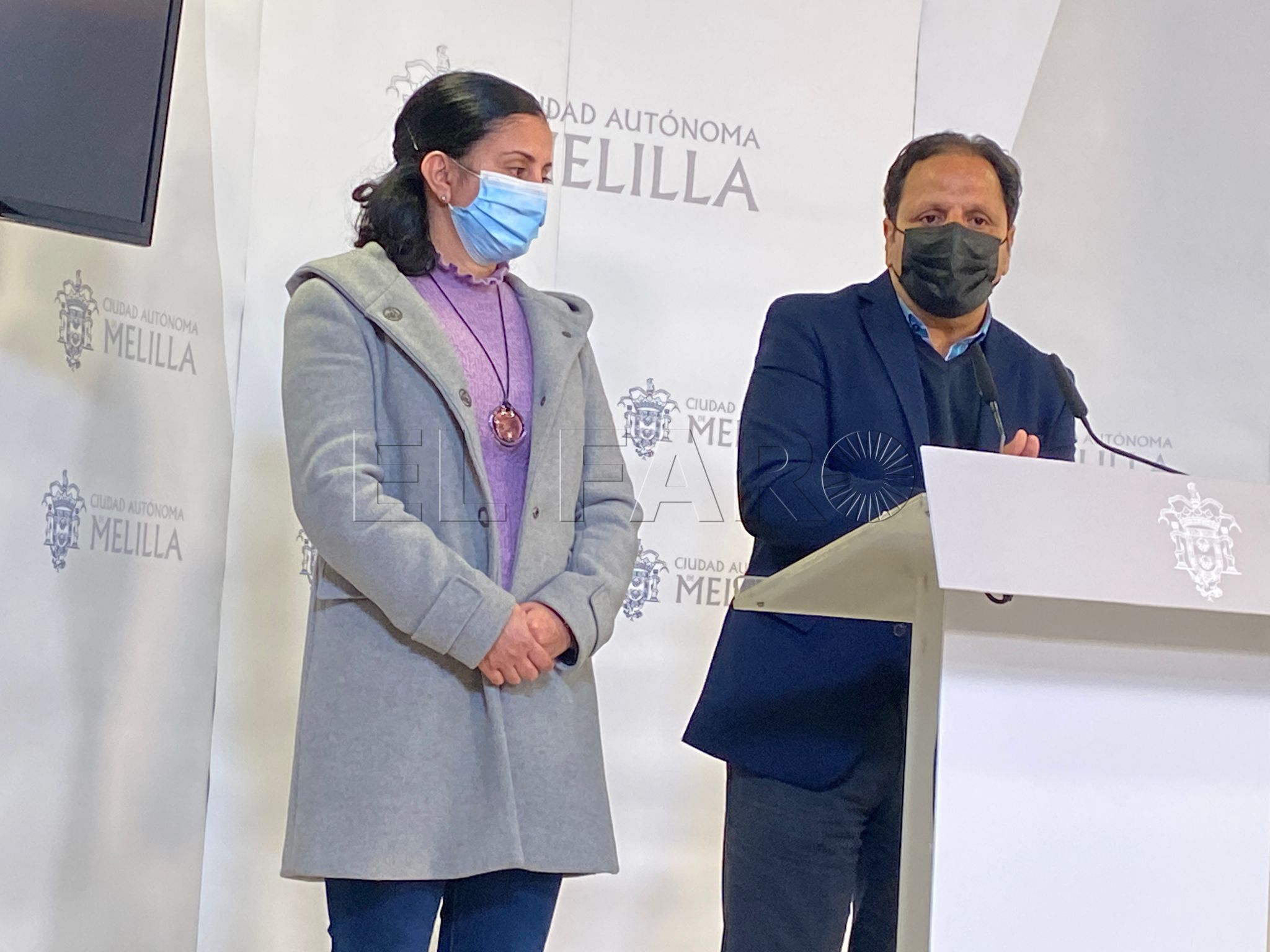 Medio Ambiente destina 700.000 en ayudas para poner placas solares en negocios y viviendas