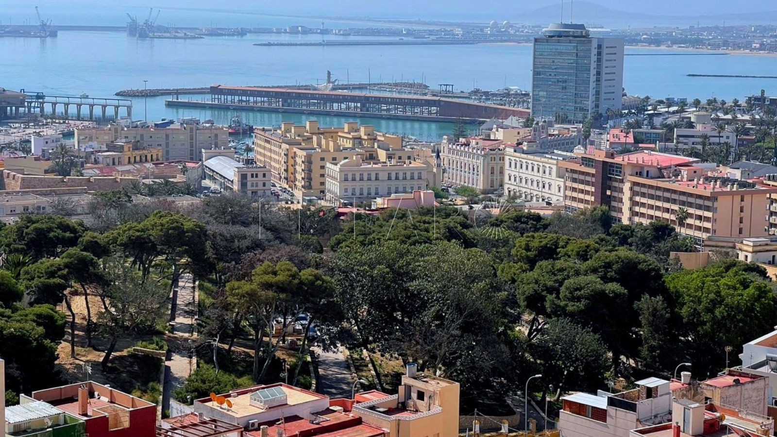 Un melillense, expulsado de la academia de Ertzaintza por "militar, homosexual y español"