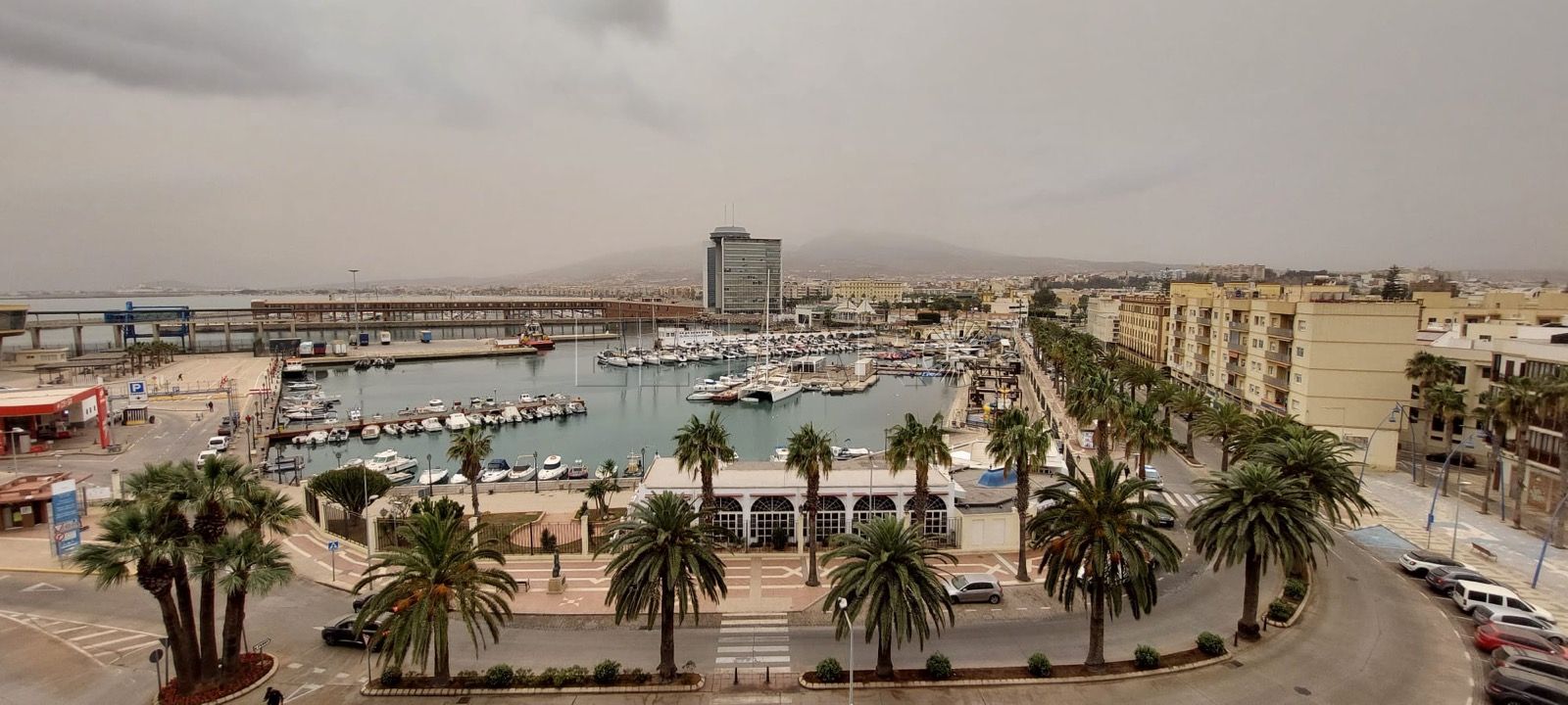 'Coitus interruptus' con sello socialista