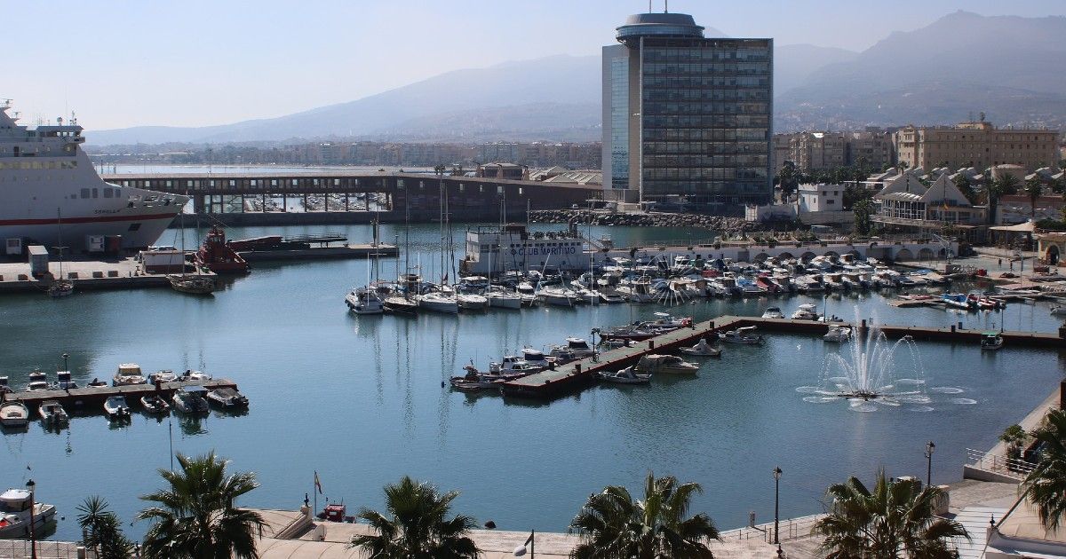 La economía de Melilla avanza, poco a poco