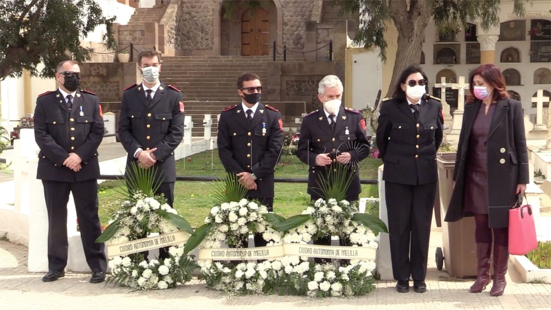 Ofrenda floral del Cuerpo de Bomberos por el día de San Juan de Dios