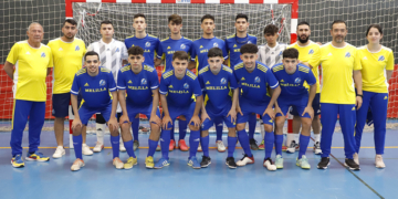 El combinado melillense Sub-19 saltó muy nervioso al primer partido del Campeonato de España, lo que le costó encajar tres goles en apenas un cuarto de hora, que serían definitivos.