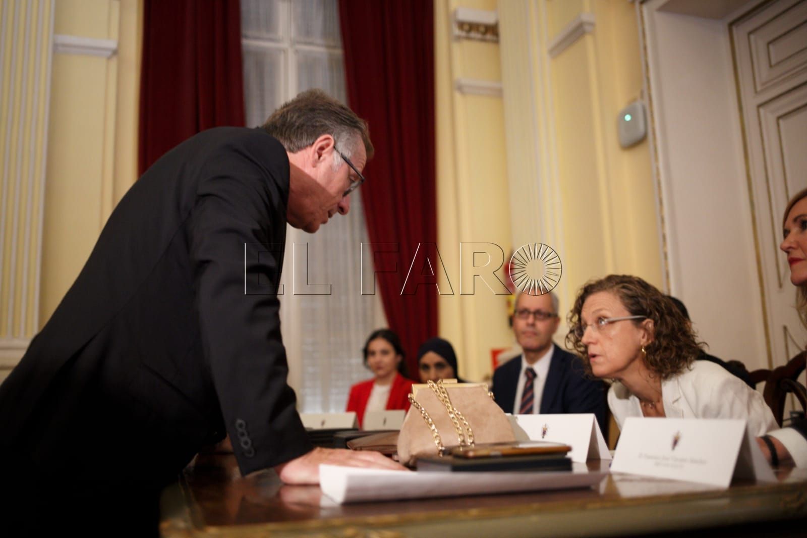De Castro: "No somos el dios griego de la meteorología, si es lo que lo hay"