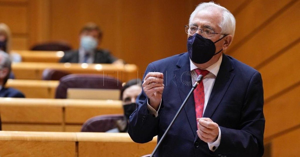 Imbroda critica que el Gobierno no tenga las cosas a punto para abrir la frontera