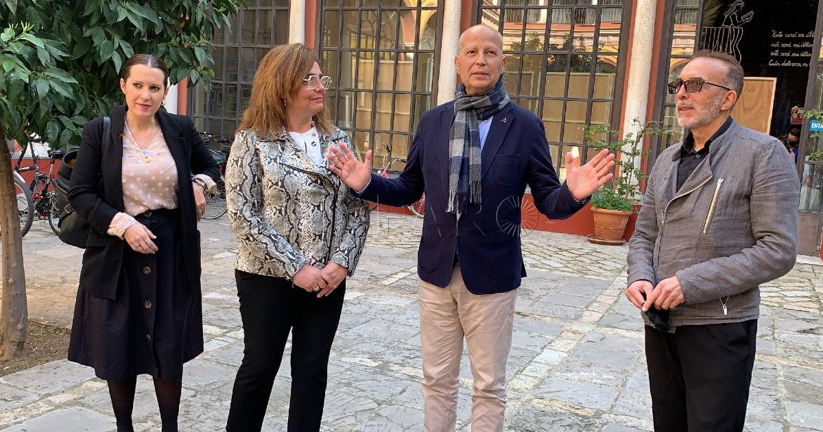 Minuto de silencio por Javier Imbroda en las pruebas de triatlón de Melilla