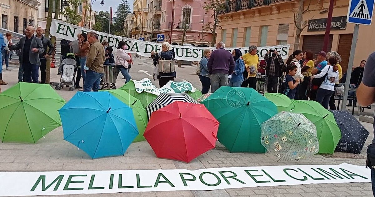 Los ecologistas melillenses protestan en el Día de la Tierra