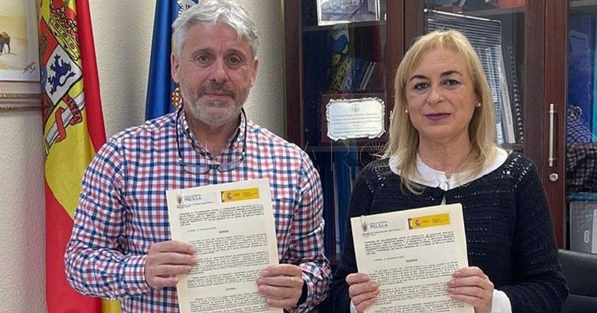 La consejera Paqui Maeso firma un convenio para que 800 usuarios tengan descuentos en la COA
