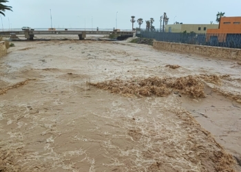 El asfaltado del río de Oro en Melilla, "un tobogán" que da velocidad al agua cuando llueve