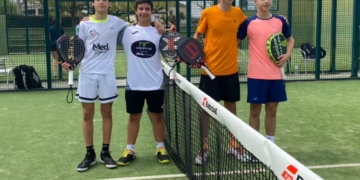La dupla compuesta por el melillense Lucas Pérez y el alicantino Miguel Hernández (izqda.) caía en los cuartos de final del cuadro de consolación.