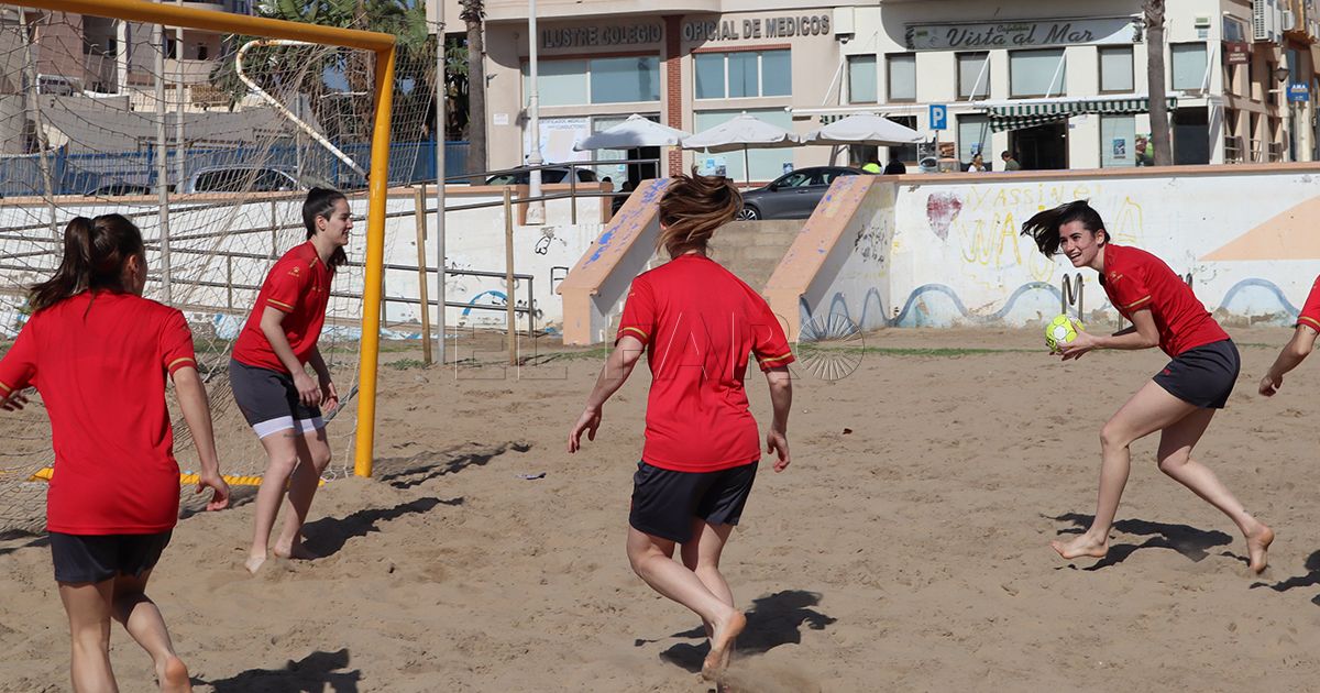 Ourense y Ceuta enfocan el trabajo de las Guerreras
