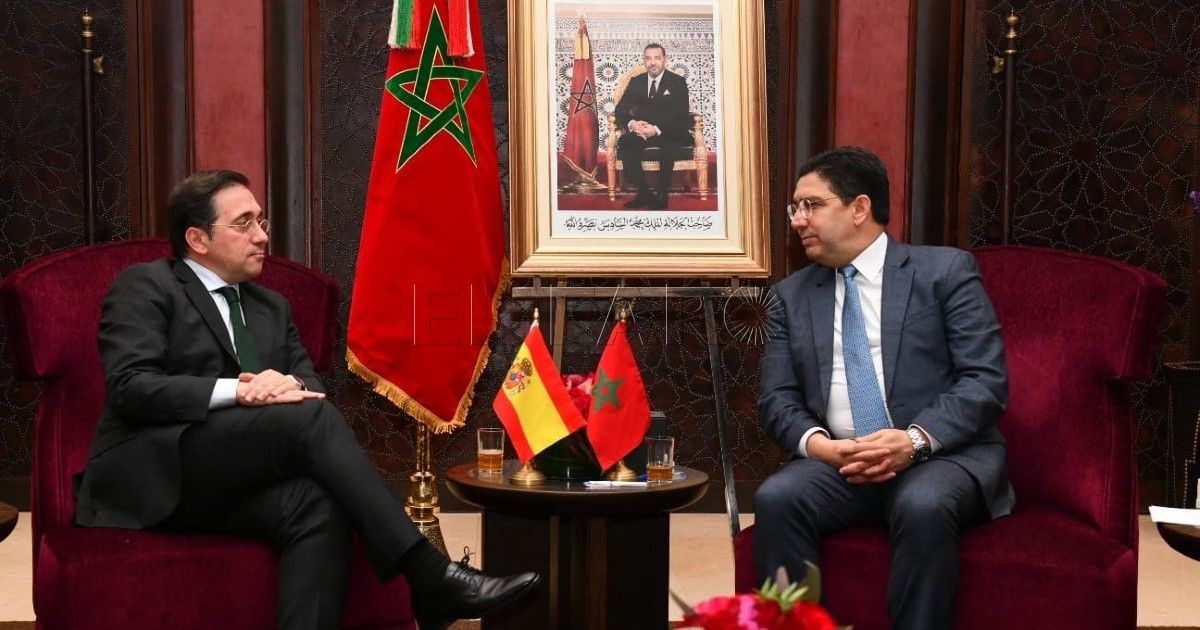 Albares habla de pateras, pero ni una palabra de frontera tras su reunión en Marruecos