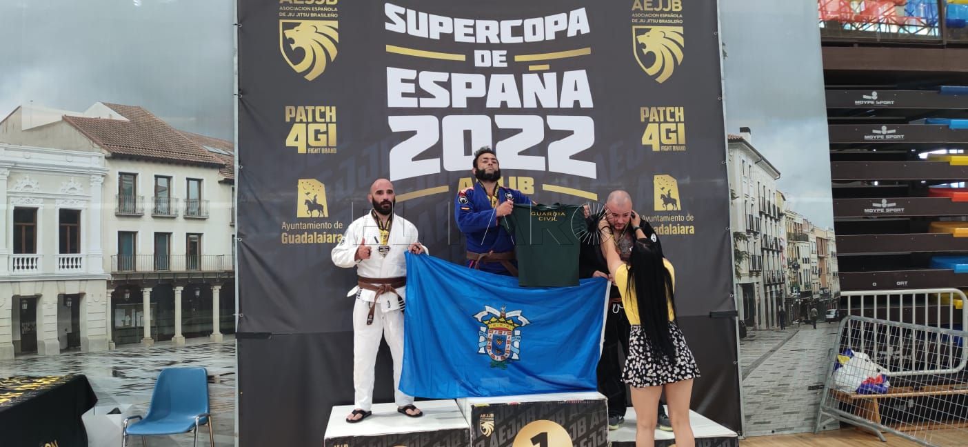 Nabib Mohamedi triunfa en la Supercopa de España de Jiu Jitsu