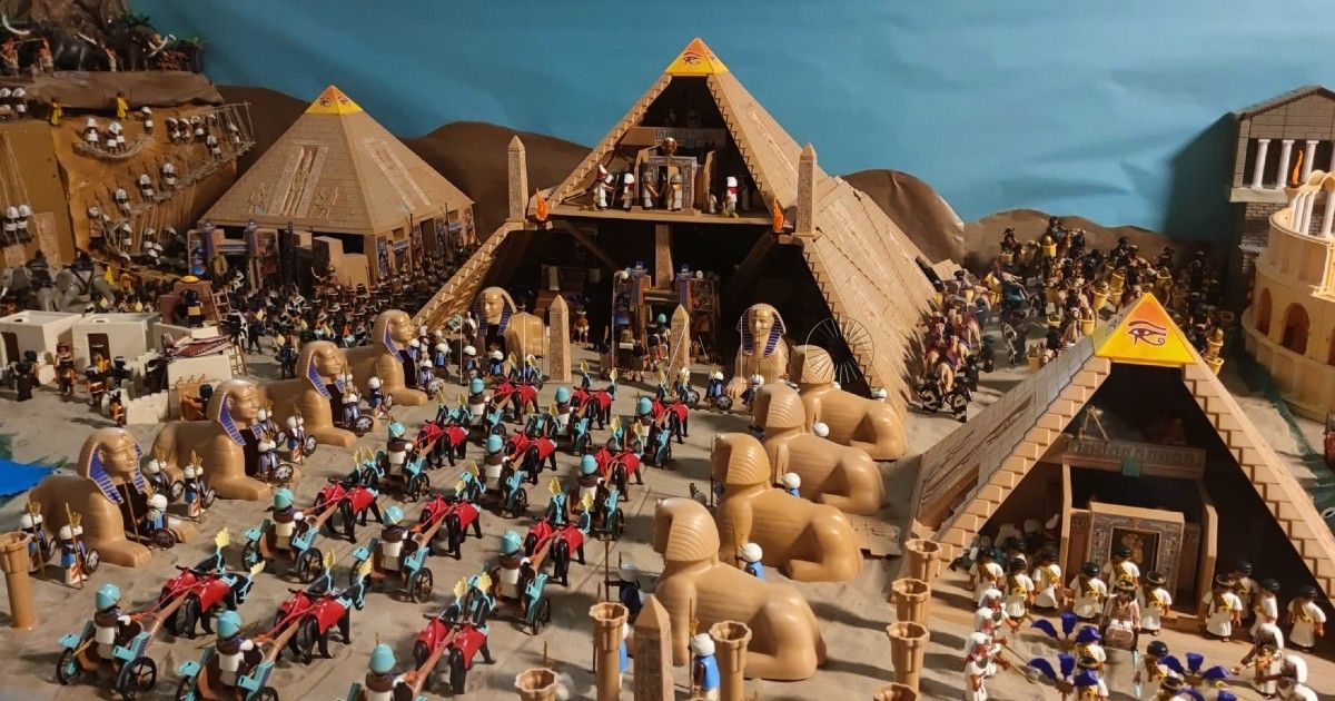 Los hitos de la Historia, contados por juguetes Playmobil en Melilla