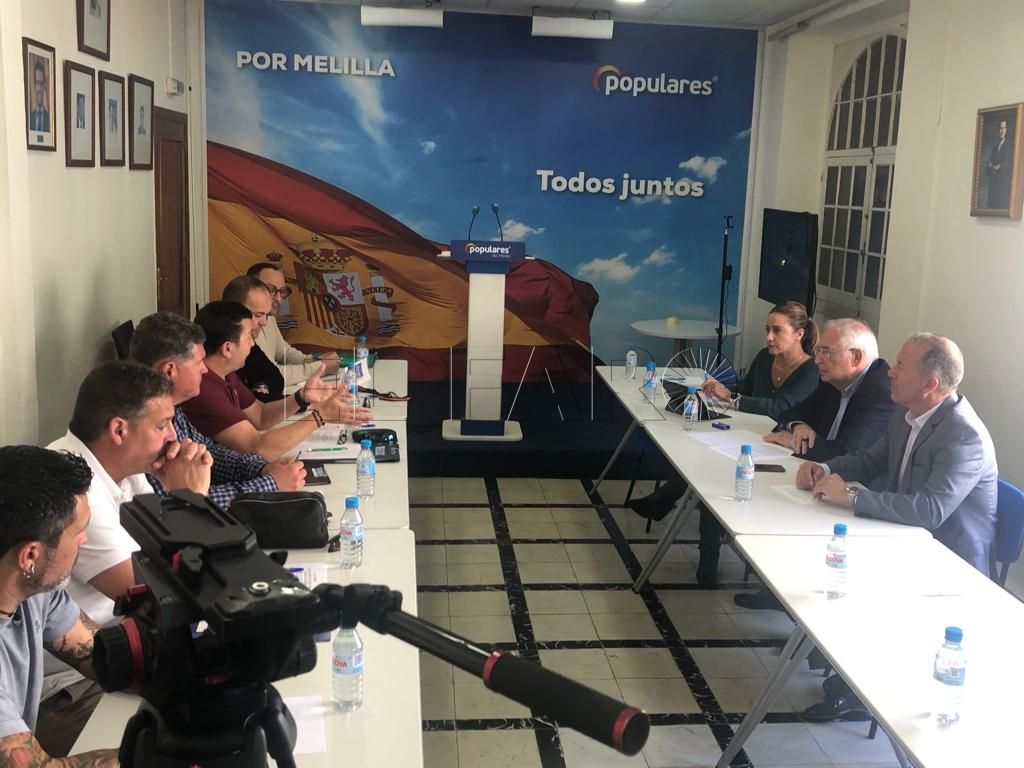 Apoyo a la plataforma de policías y guardias civiles