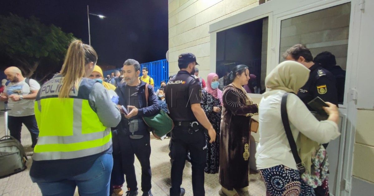 Pasan la frontera de Melilla 360.000 personas y 90.500 vehículos en dos meses