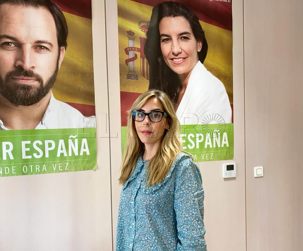 Vox interpela al Gobierno sobre las playas y la tarifa de Correos