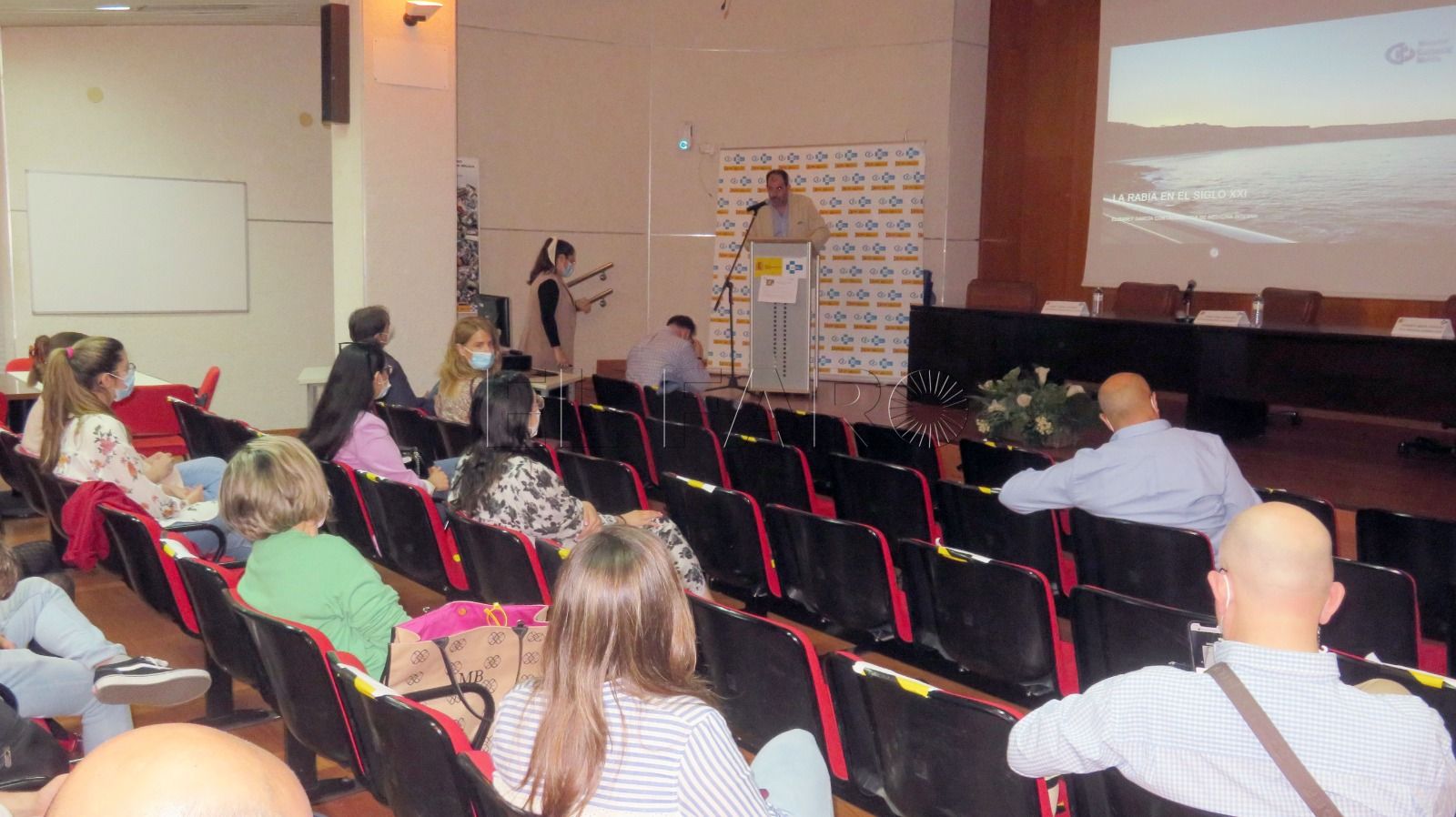 El Hospital Comarcal organiza una jornada de actualización sobre la rabia