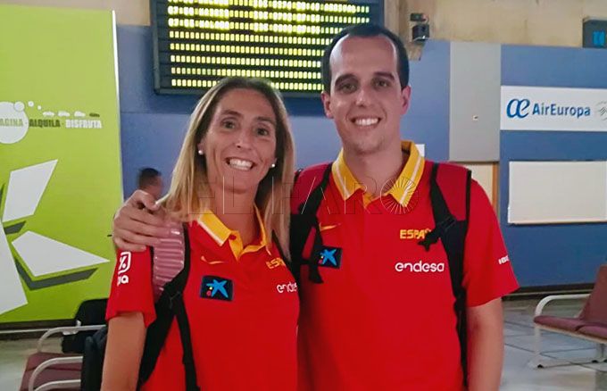Paco Pino y Ana Mónica Rodríguez, con la U15 masculina y femenina