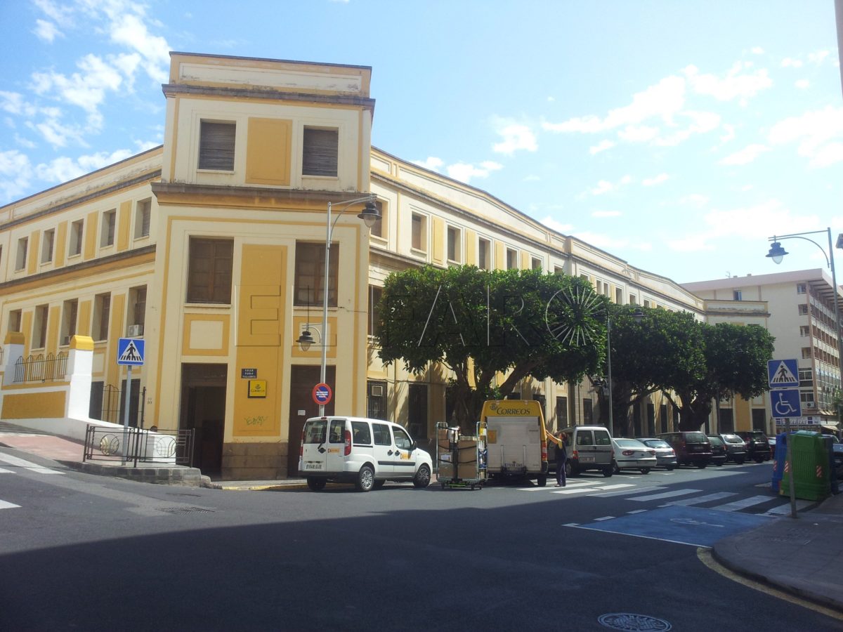 Sale a licitación el proyecto y la dirección de obra del antiguo edificio de Correos