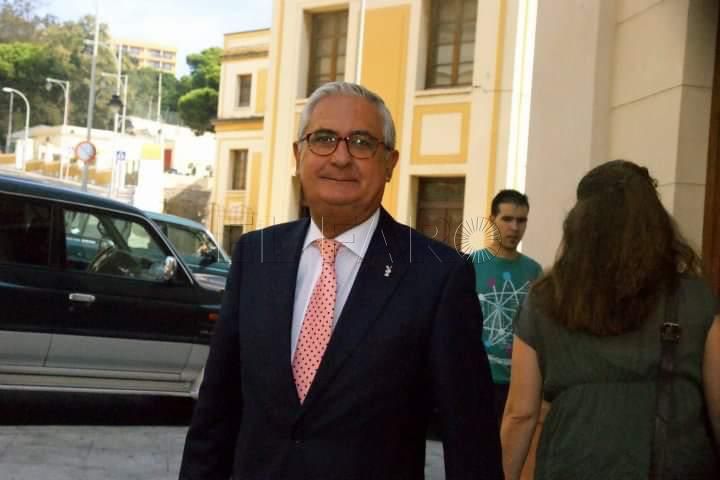 “Imbroda afirmó que se sentía joven para emprender cualquier empresa política y yo le creo"