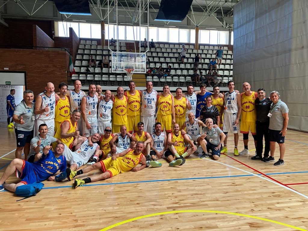 España +45 cae en su debut europeo ante Italia