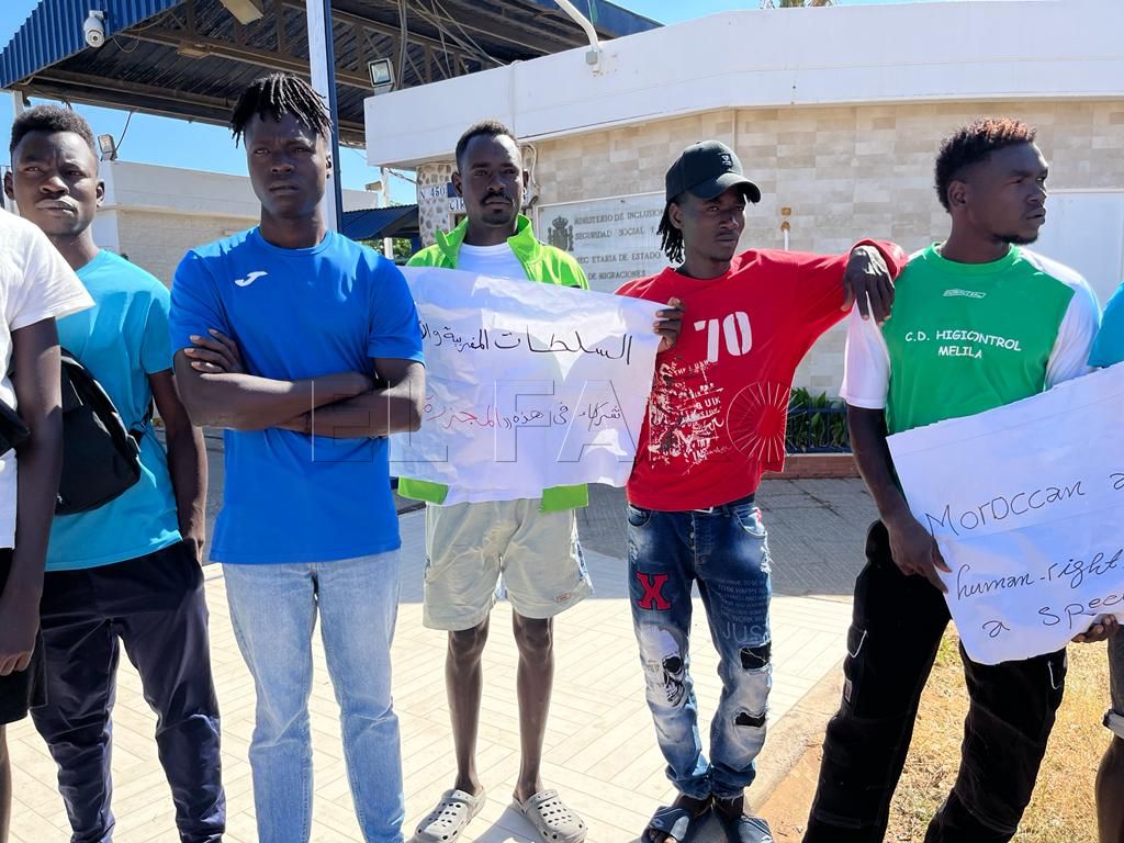 Concentración de solidaridad mañana frente al CETI