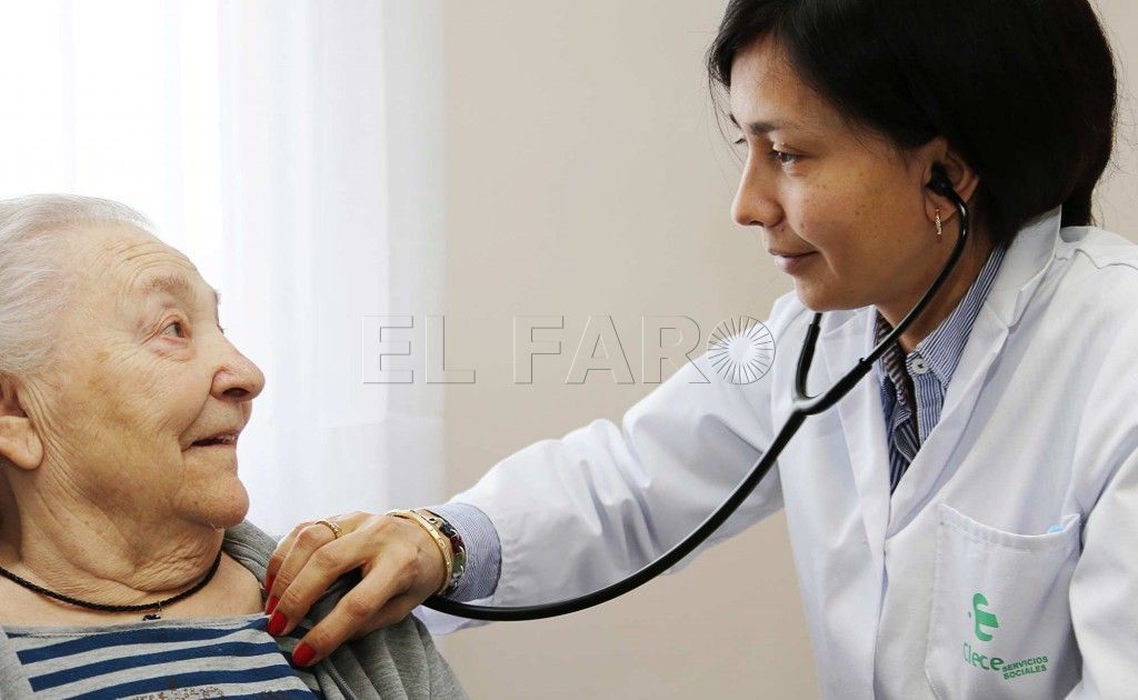 Clece organiza un proceso de selección virtual para cubrir 30 puestos de trabajo en Melilla y en Ceuta