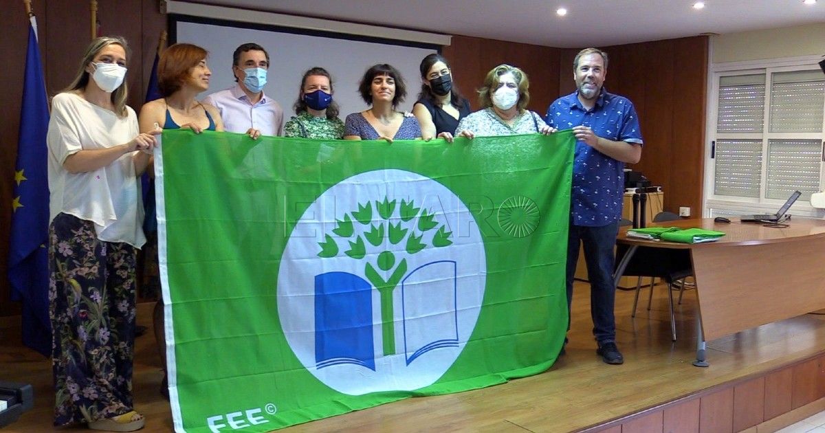 Tres centros educativos de Melilla renuevan sus banderas verdes