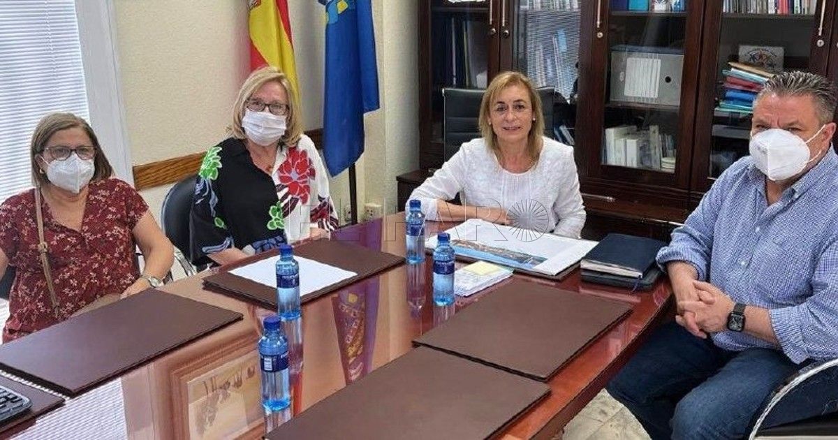 Maeso se reúne con los responsables del Voluntariado de Atención al Mayor en Melilla