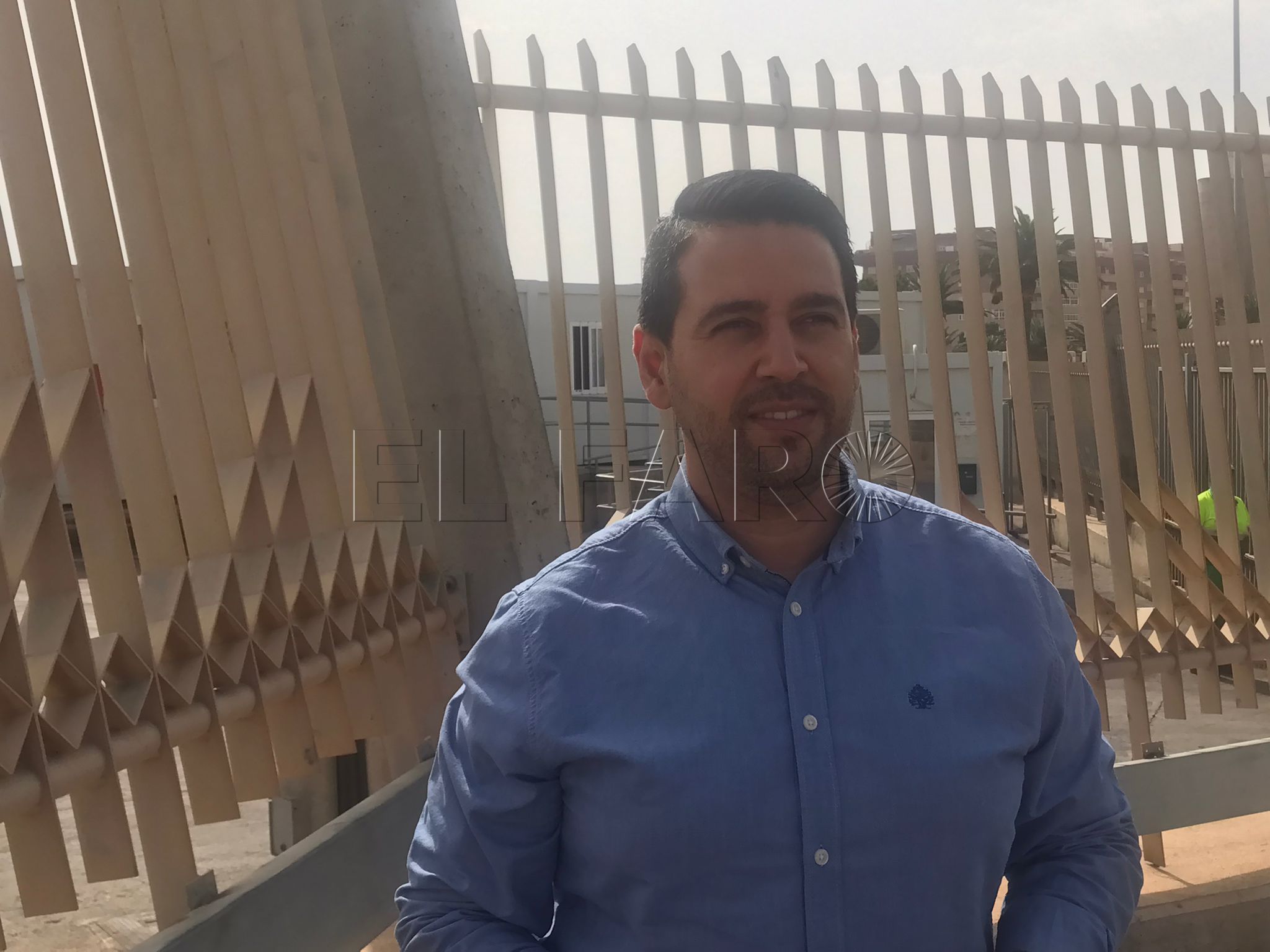 Azmani pide una “mesa de diálogo” para las condiciones del próximo contrato de limpieza