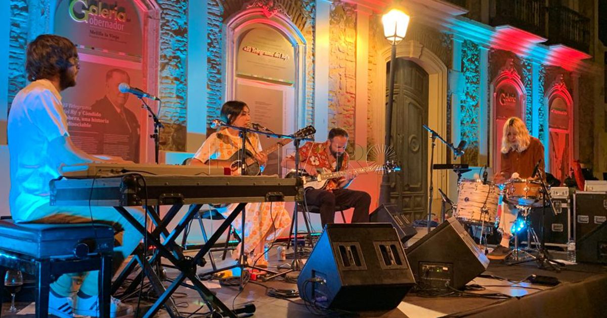 Anni B Sweet endulza con su música a Melilla