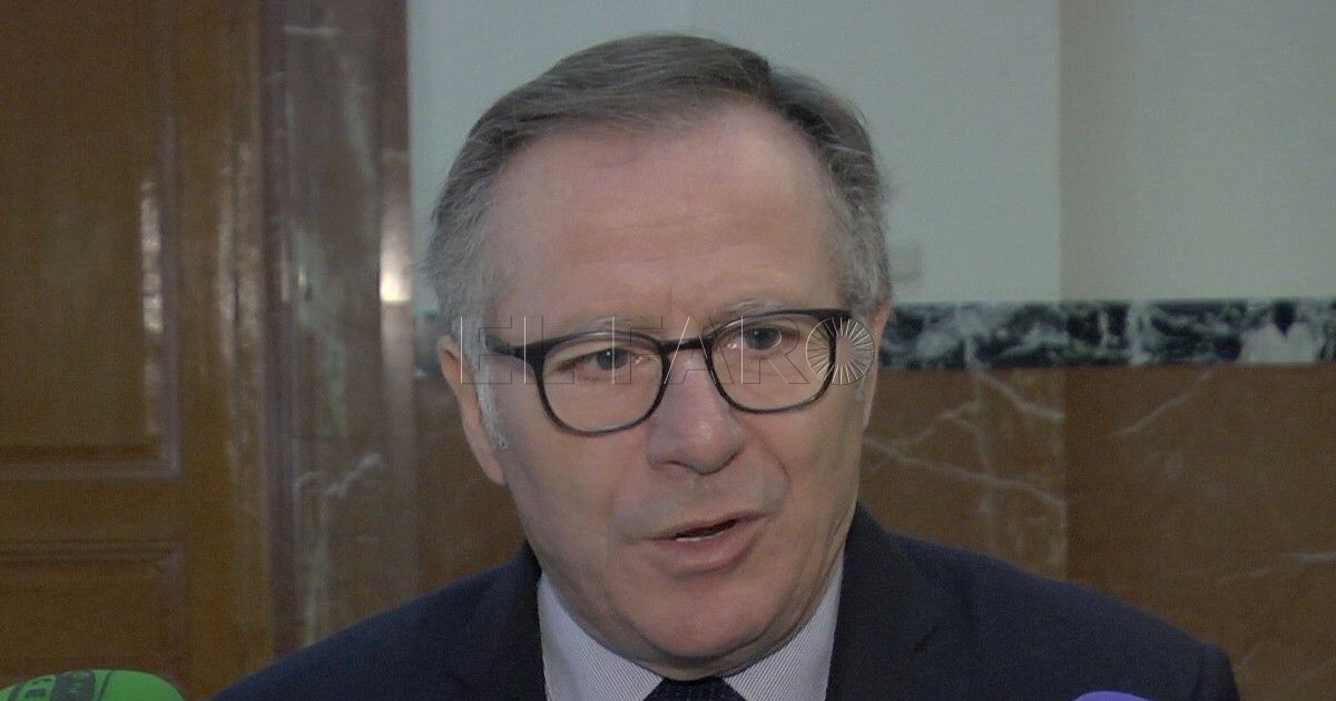 De Castro se reúne con la vicepresidenta Calviño para hablar de la inclusión de fondos europeos en los presupuestos