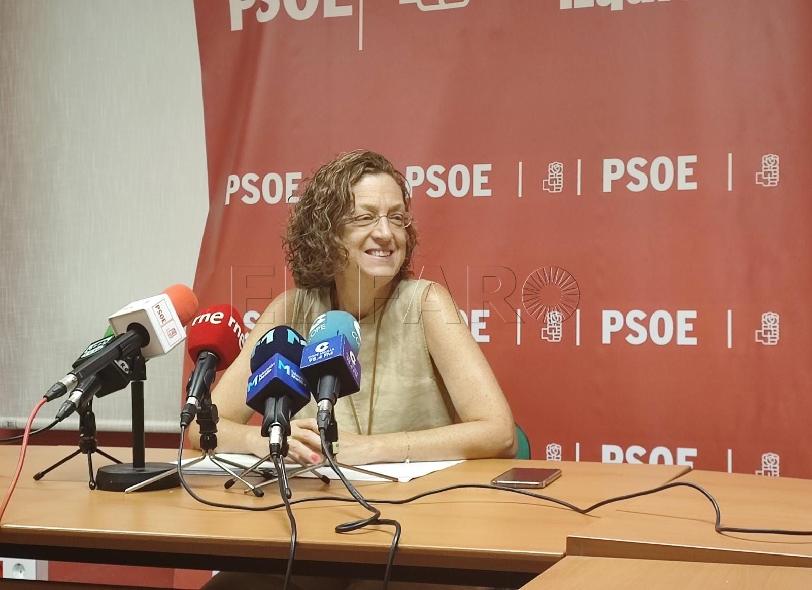 Rojas defiende que el PSOE votase a favor de la prórroga del contrato de limpieza para evitar despidos