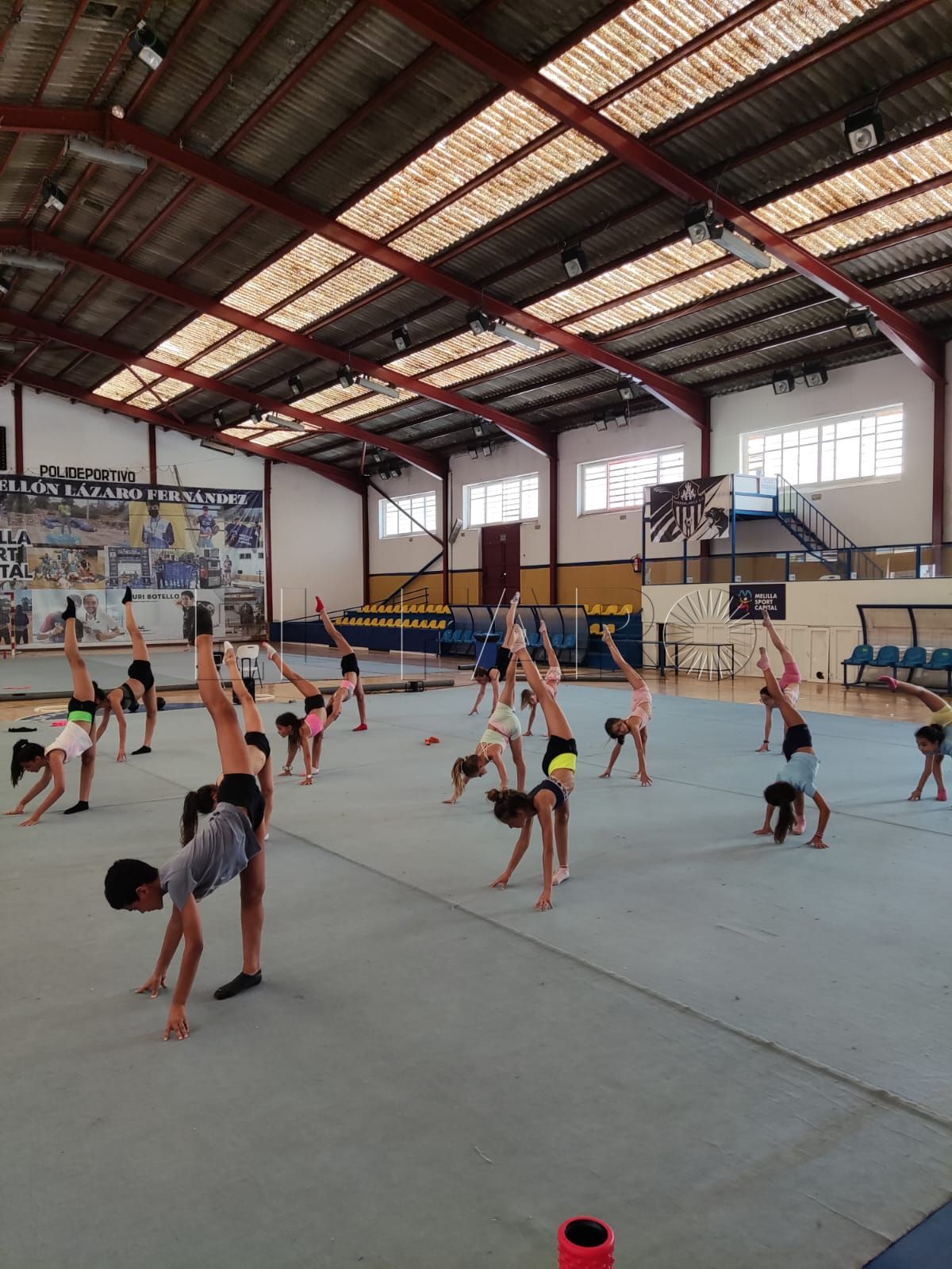 La gimnasia rítmica de Melilla sigue trabajando en verano