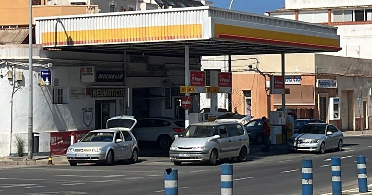 Ligera subida del precio de la gasolina en Melilla al cierre del verano