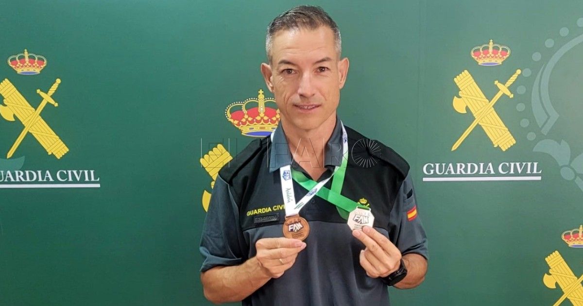 Un guardia civil de Melilla acumula varias medallas en campeonatos nacionales de natación en lo que va de año