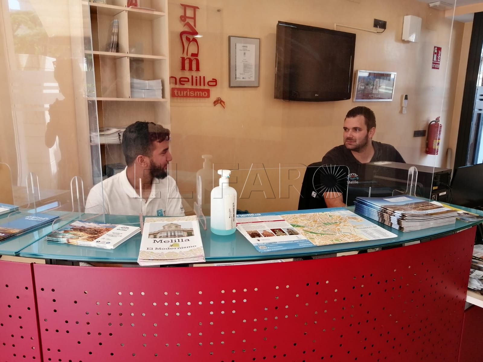 Melilla La Vieja y el modernismo, lo más preguntado en la Oficina de Turismo