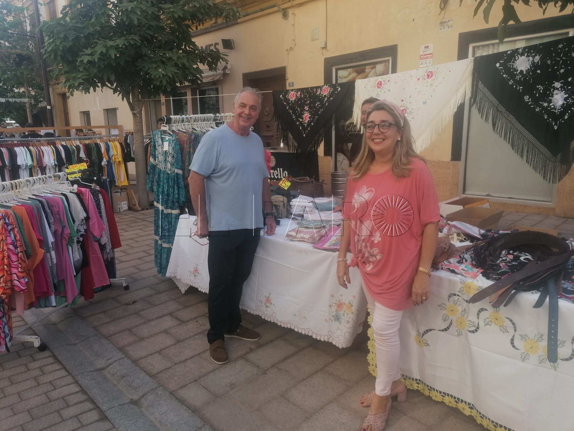 Los comercios salen a la calle por 'Melilla vive la noche'