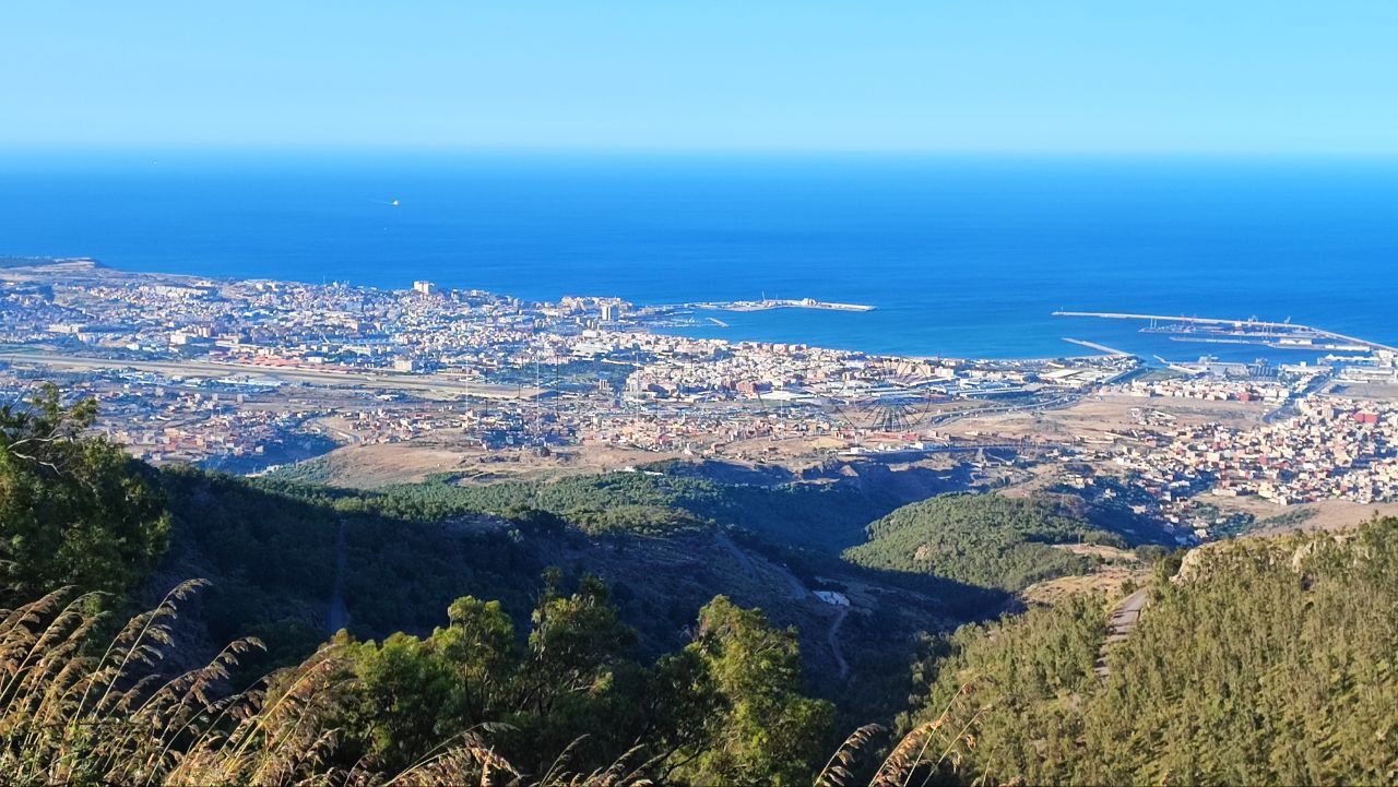 Un partido marroquí propone abrir un diálogo con España sobre Ceuta y Melilla