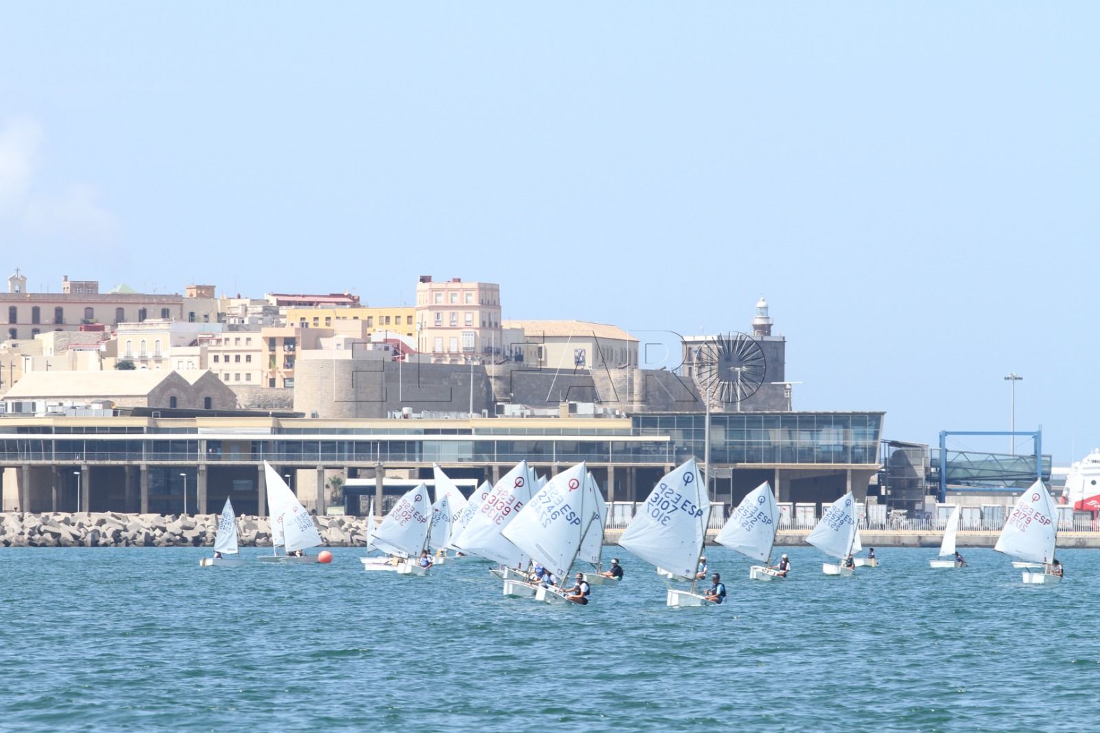 El II trofeo de vela ligera 'Club Marítimo-Melilla Sport Capital', a escena