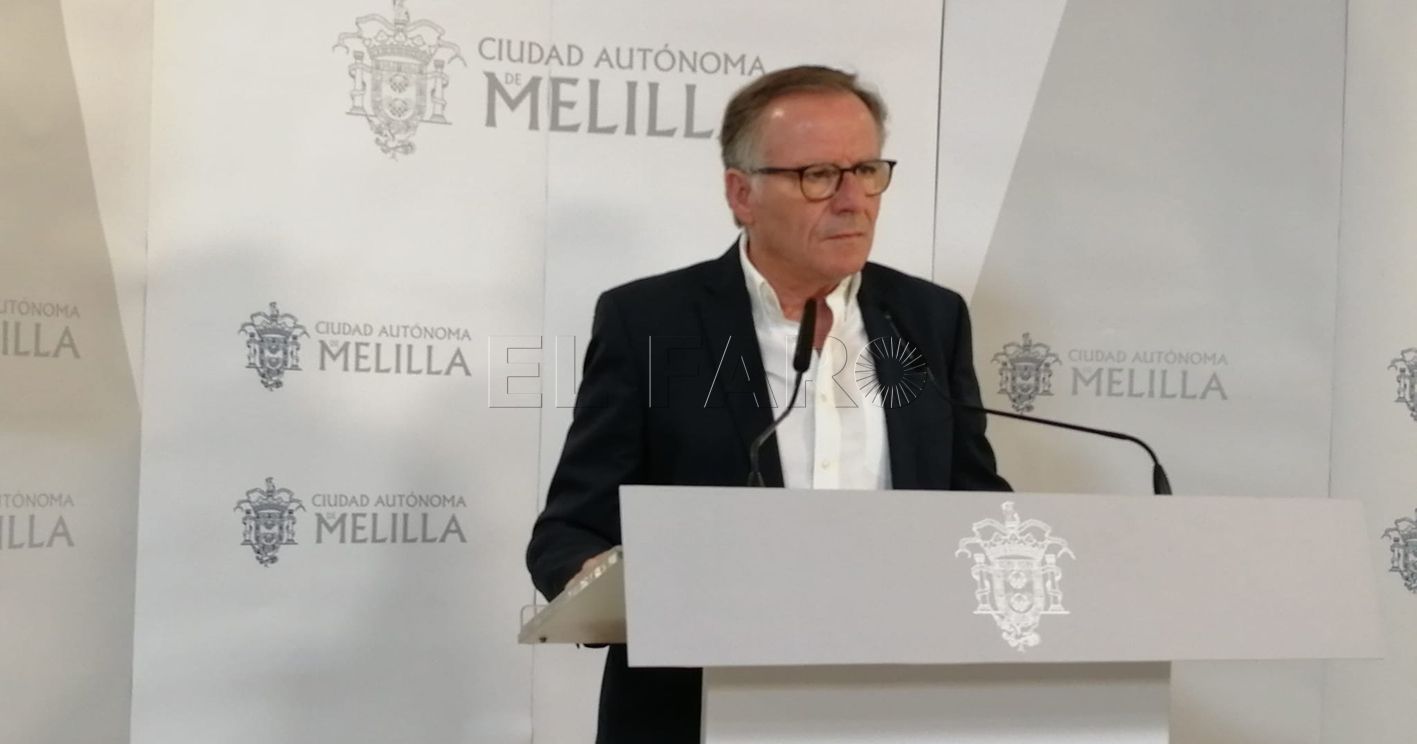 La Ciudad recuerda que De Castro ha preguntado varias veces por la aduana comercial