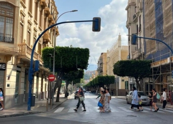 Las ayudas del Gobierno al transporte por carretera se aplicarán a los taxi de Melilla y de Ceuta