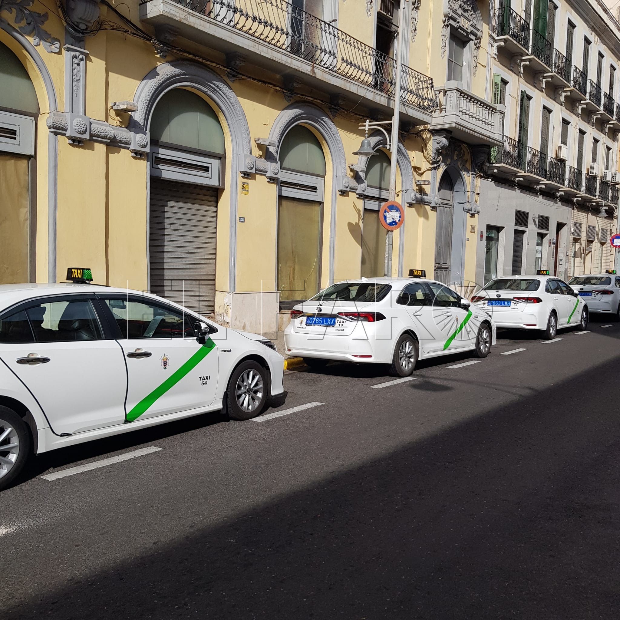 Los taxistas se quejan de que ya no pueden entrar en Marruecos
