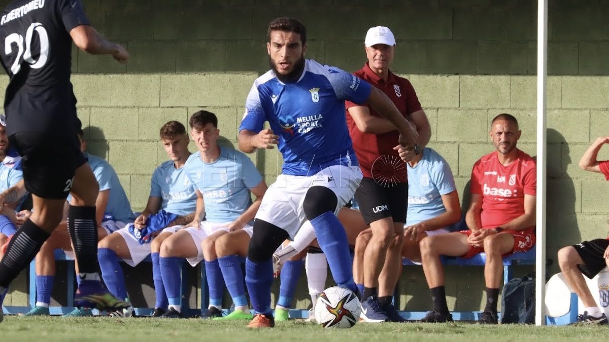 Ali, jugador de la UD Melilla: “Todos los jugadores nos dejamos todo en el campo y eso transmite”