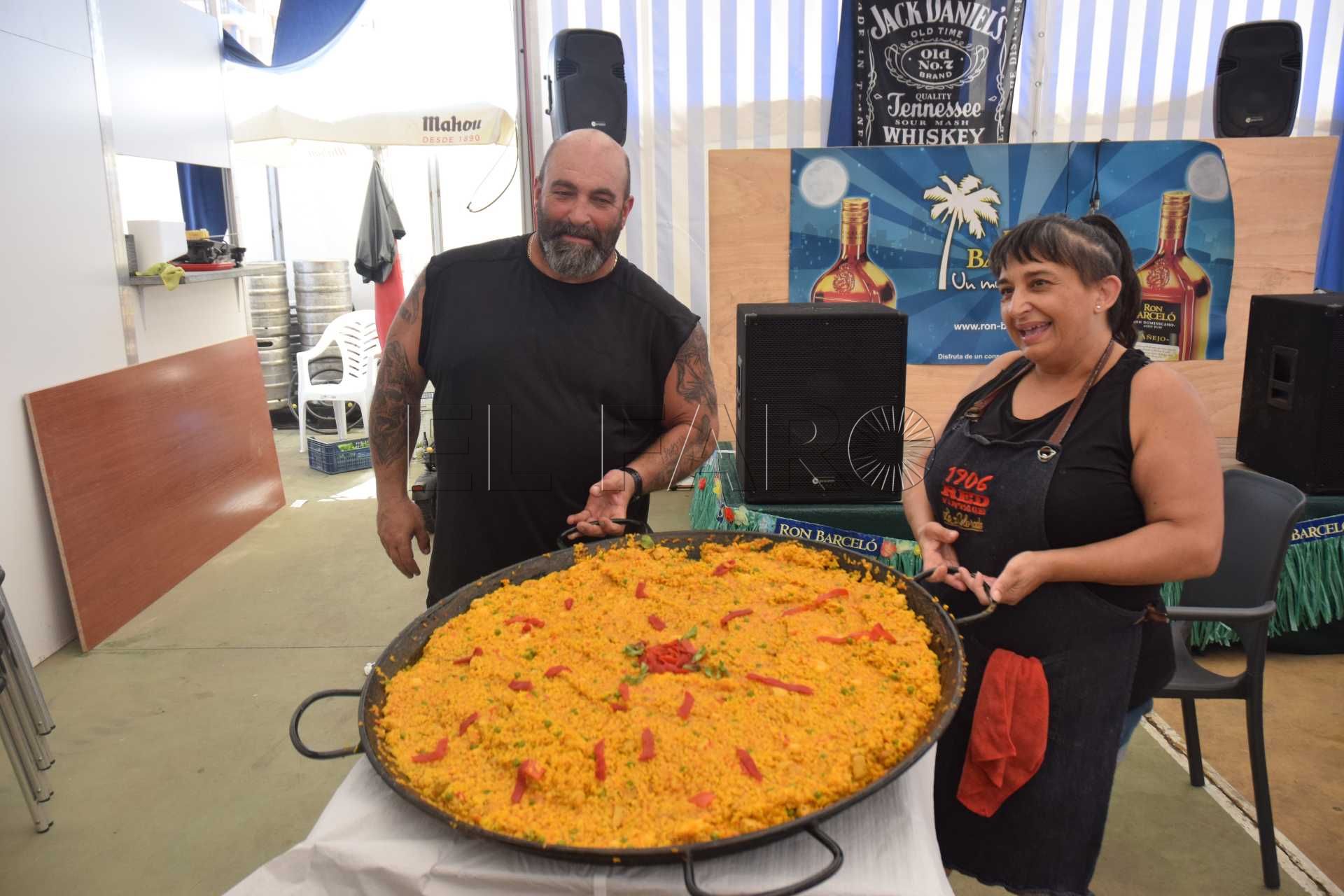 La caseta 'Ziego Entablao', ganadora del Concurso de Paellas de la Feria