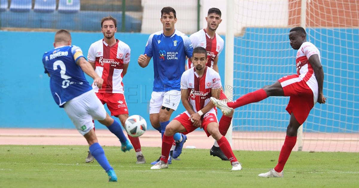 La UD Melilla gana y se coloca líder en solitario