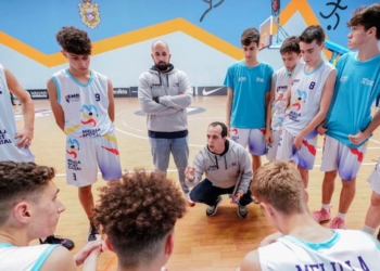 Paco del Pino llevó a cabo un gran trabajo el pasado curso con la selección cadete melillense, junto a Pablo Ruiz.