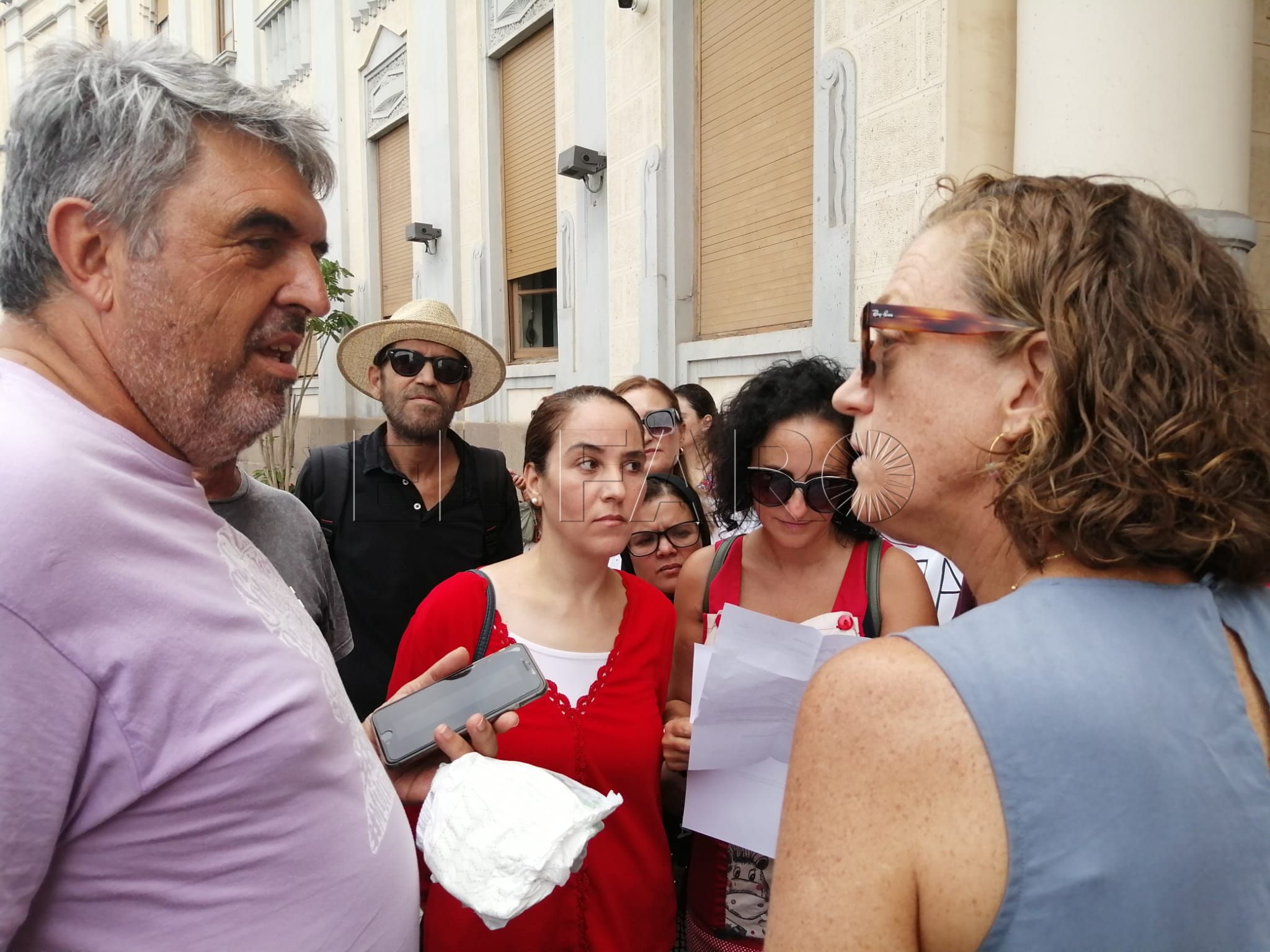 Sin fecha para la reunión entre Gloria Rojas y las técnicos de Infantil