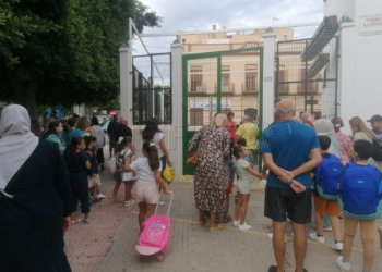 La vuelta al cole en plena Feria genera división de opiniones entre los padres