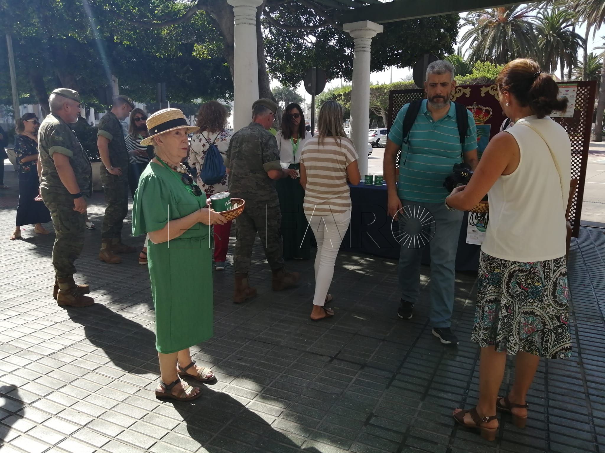 La Comandancia organiza una mesa en el Día Internacional del Alzheimer